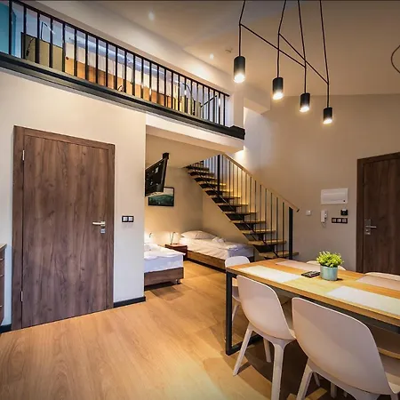 Dolina Skrzycznego Апарт-отель Щирк