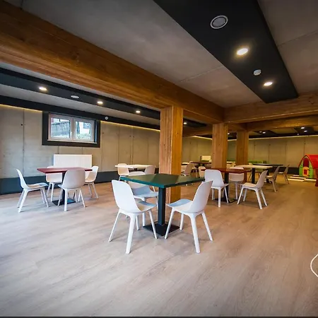 Апарт-отель Dolina Skrzycznego Щирк