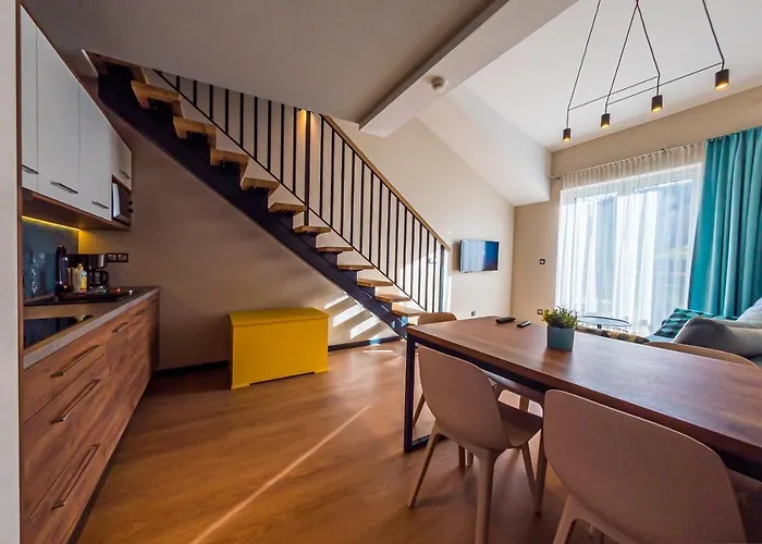 Dolina Skrzycznego 4* شتوروك